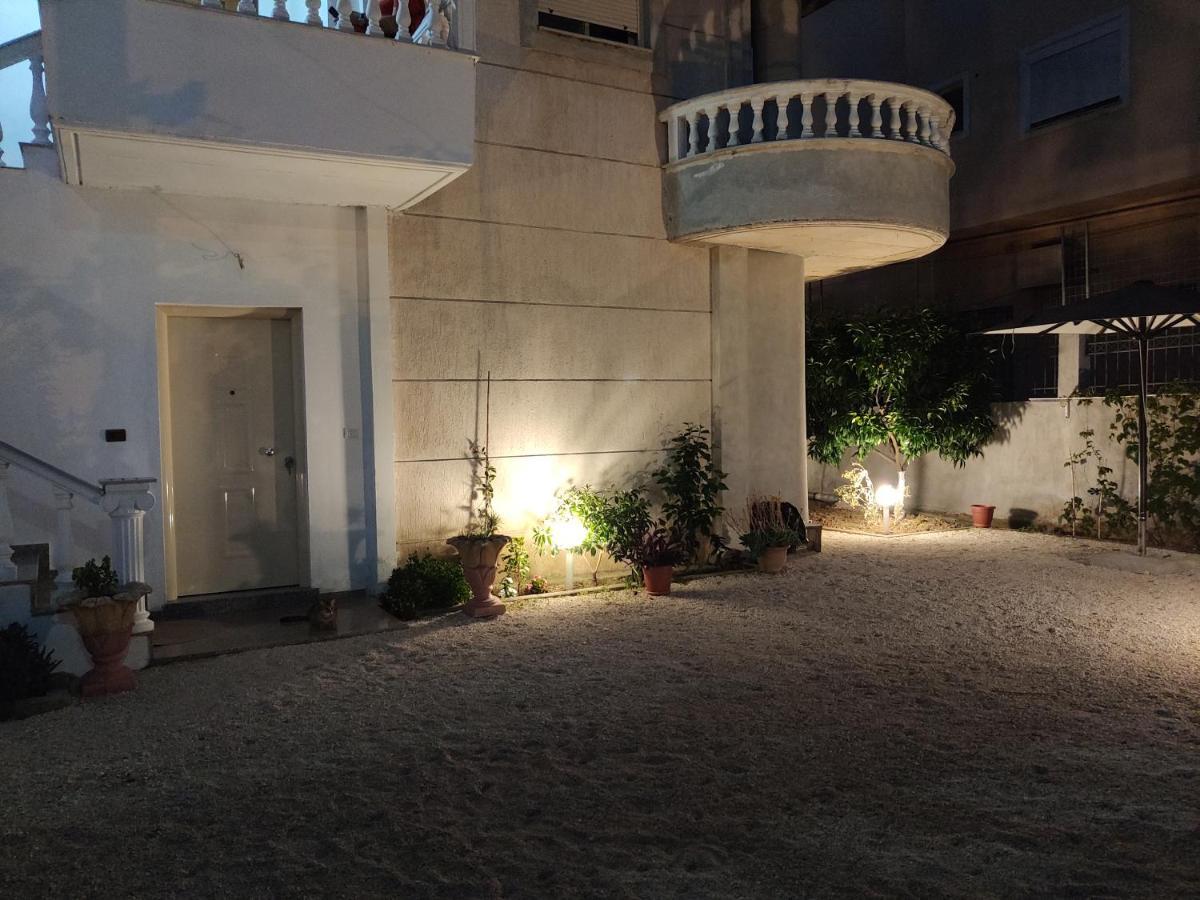 P-Apartment Σαράντα Εξωτερικό φωτογραφία